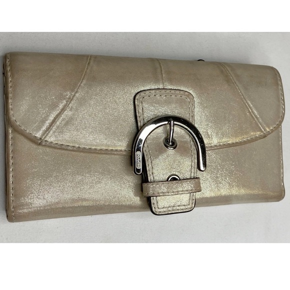 COACH Metallic Gold SOHO Leather Buckle Slim Clutch Wallet 45622 - NWT - Picture 1 of 14